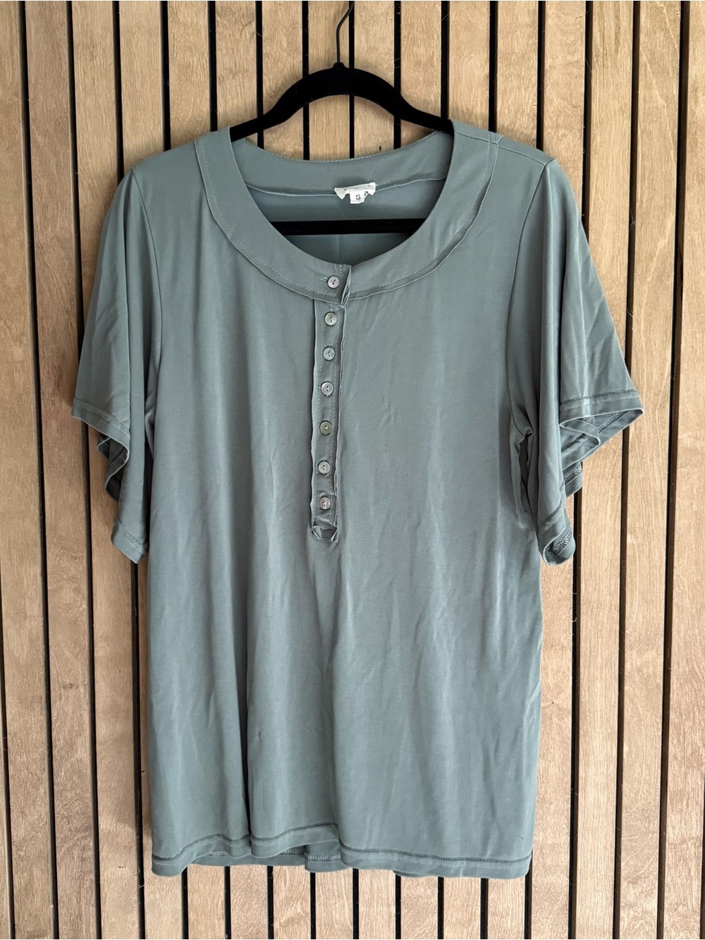 POL Sage Green Short Sleeve Henley Top